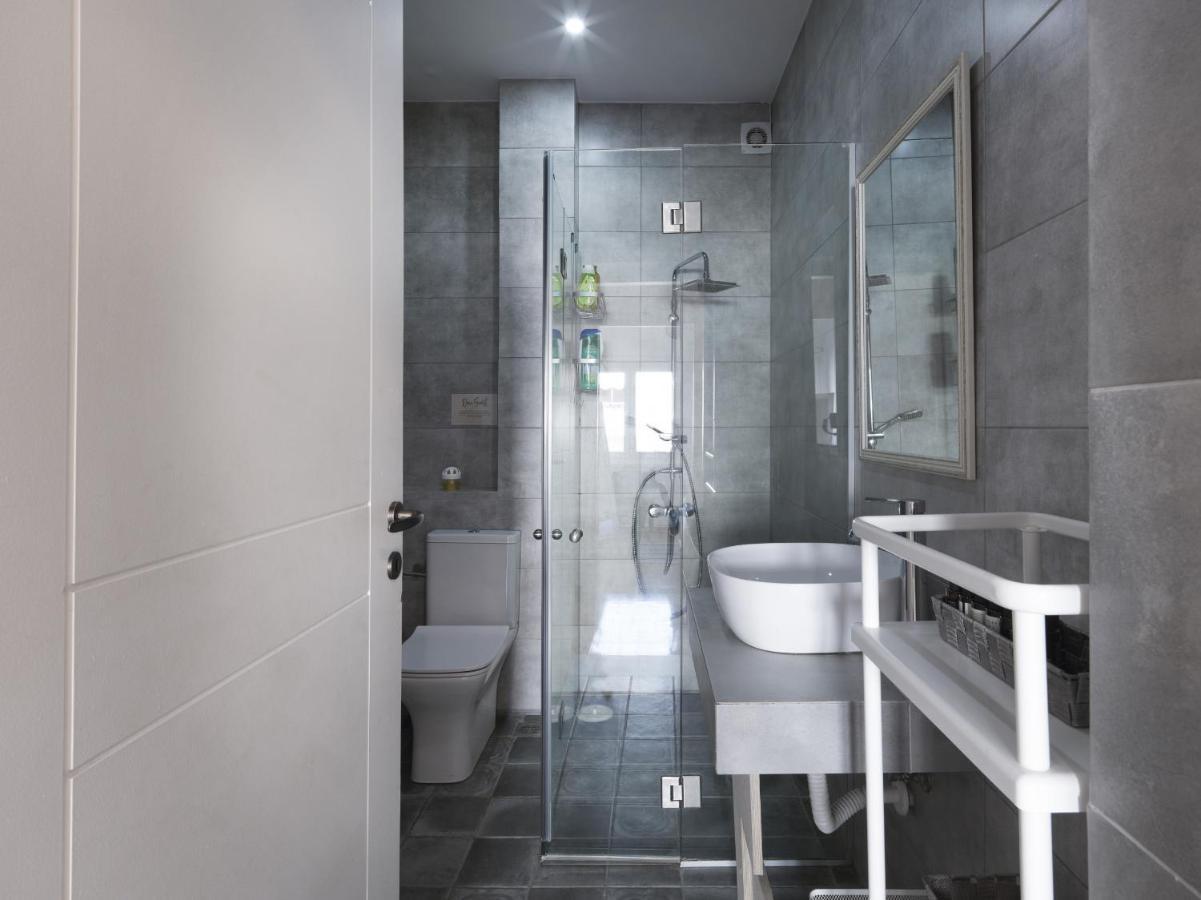 Beautiful Athenian Apartment Next To The Center Exterior foto